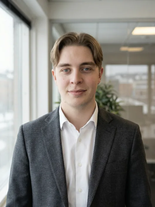 Elias – Affärsutvecklare på Noory Solution